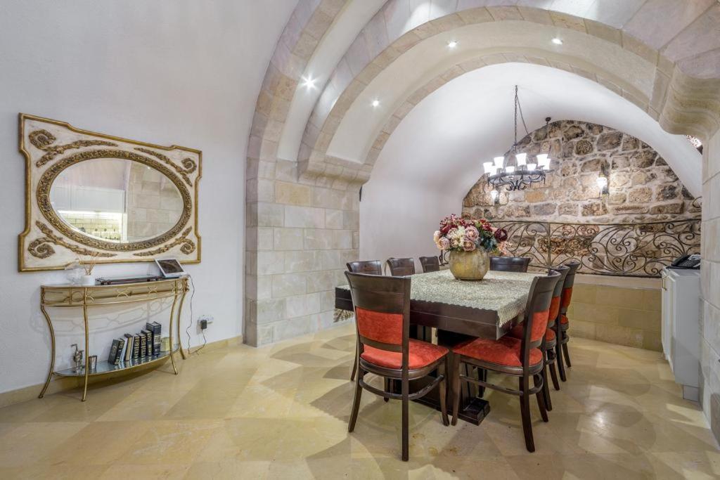 Western Wall Luxury House - Avraham Иерусалим Экстерьер фото