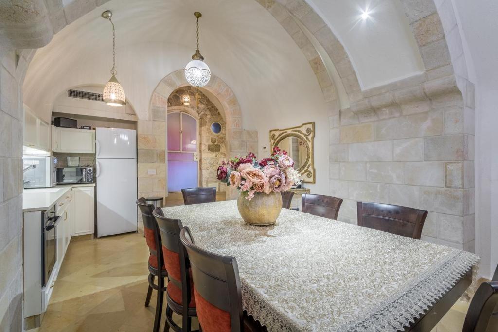 Western Wall Luxury House - Avraham Иерусалим Экстерьер фото